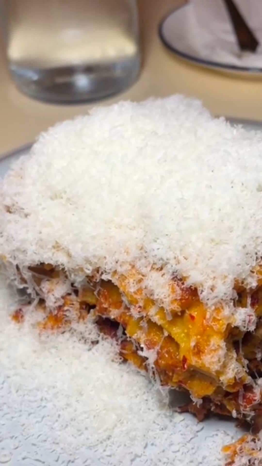 Video review of Tom's Pasta by JJ