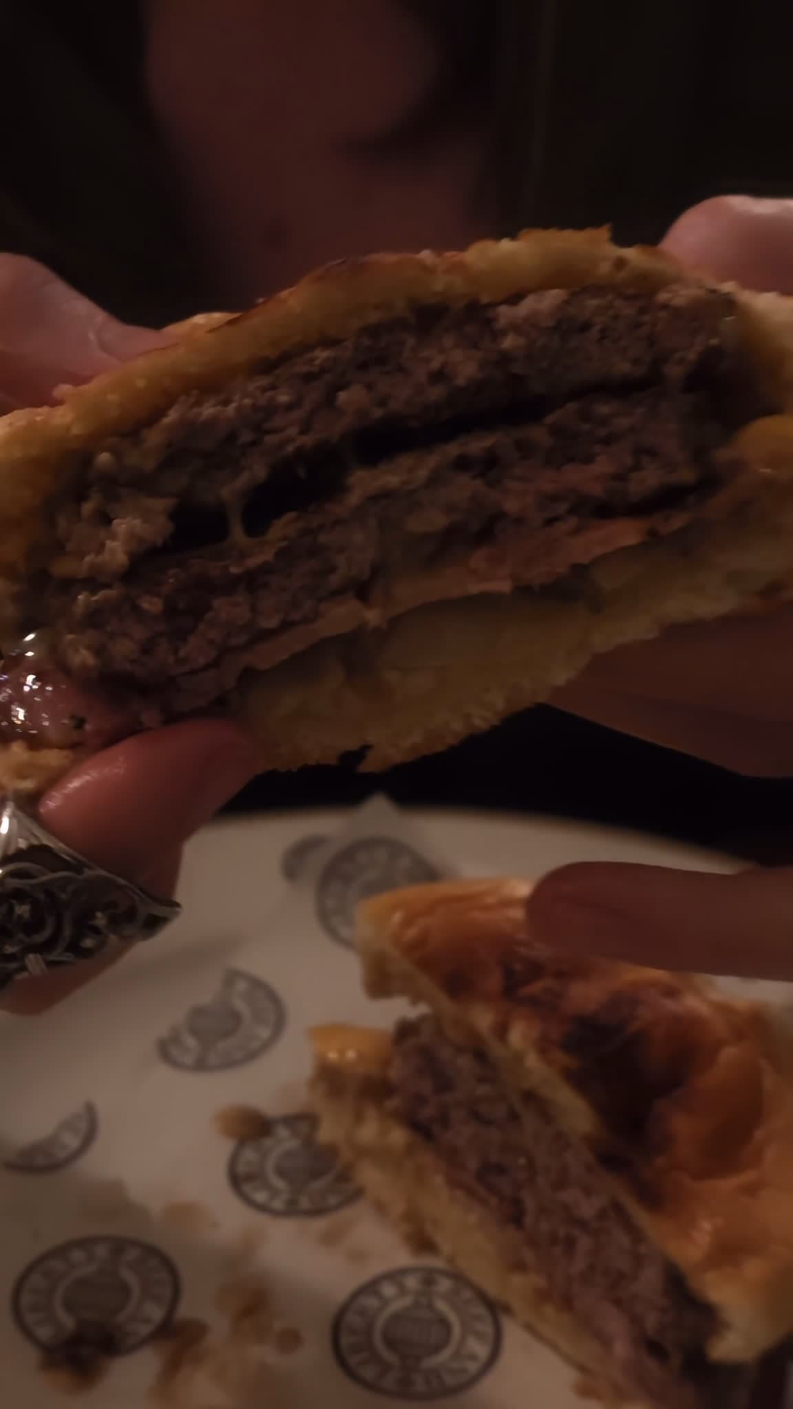 Video review of Hawksmoor Knightsbridge by Sabi
