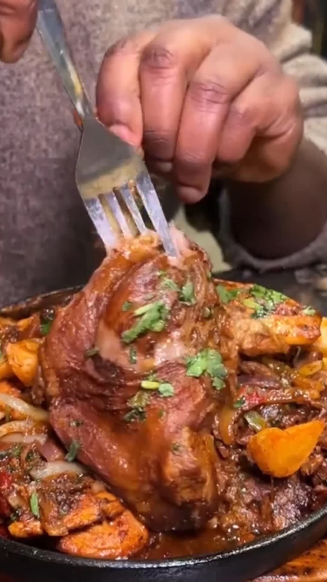 Video review of Hayber Restaurant by FoodDiva