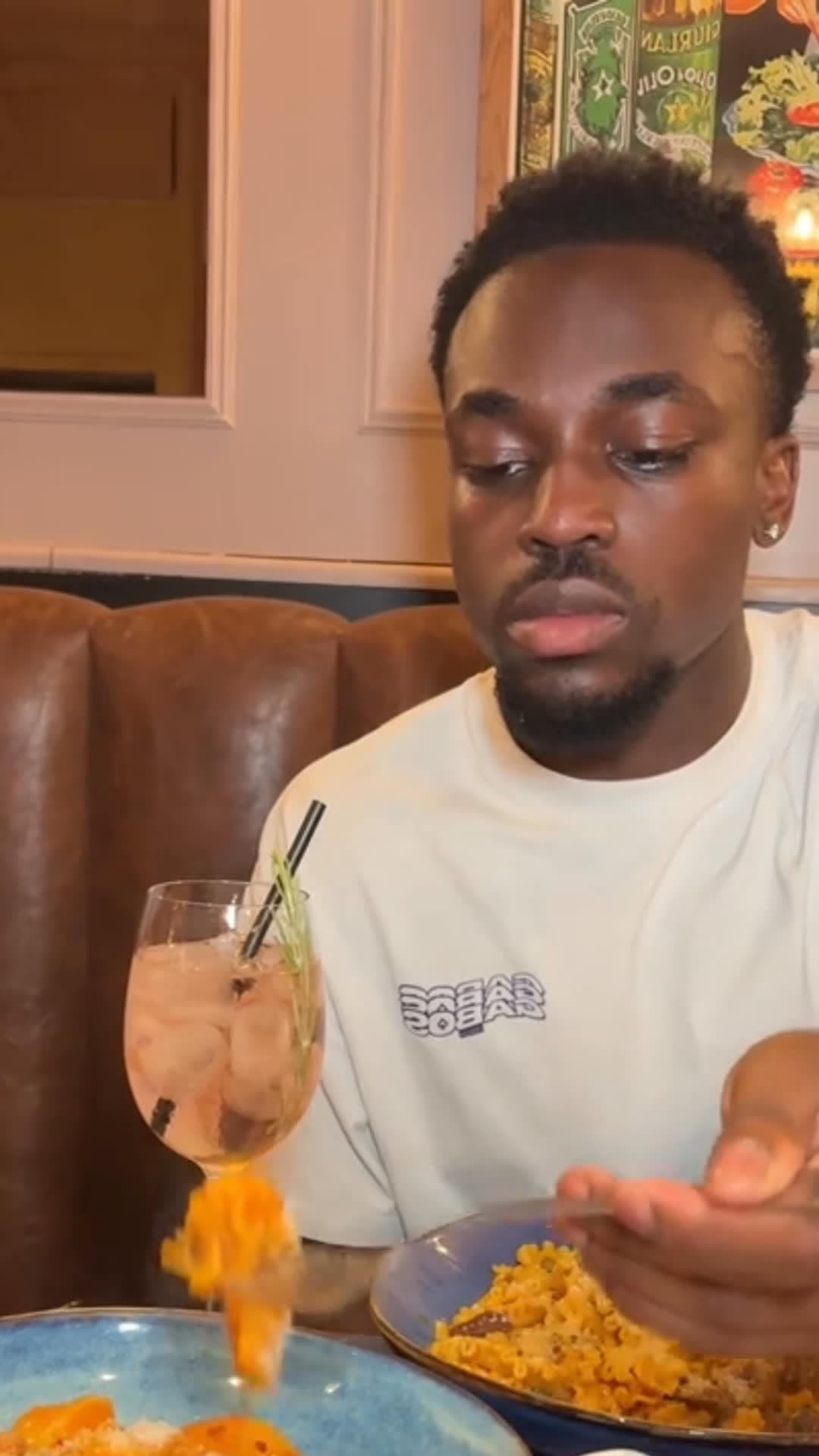 Video review of 27 Old Compton Street by JJ