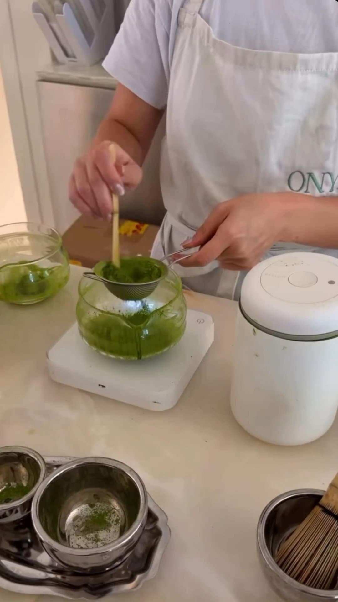 Video review of ONYX Matcha Club by NordicGirl