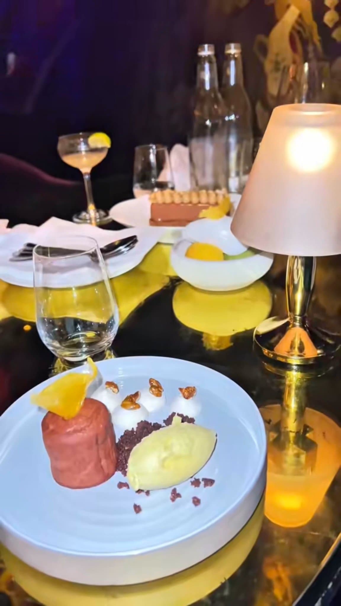 Video review of Park Chinois by SusyE
