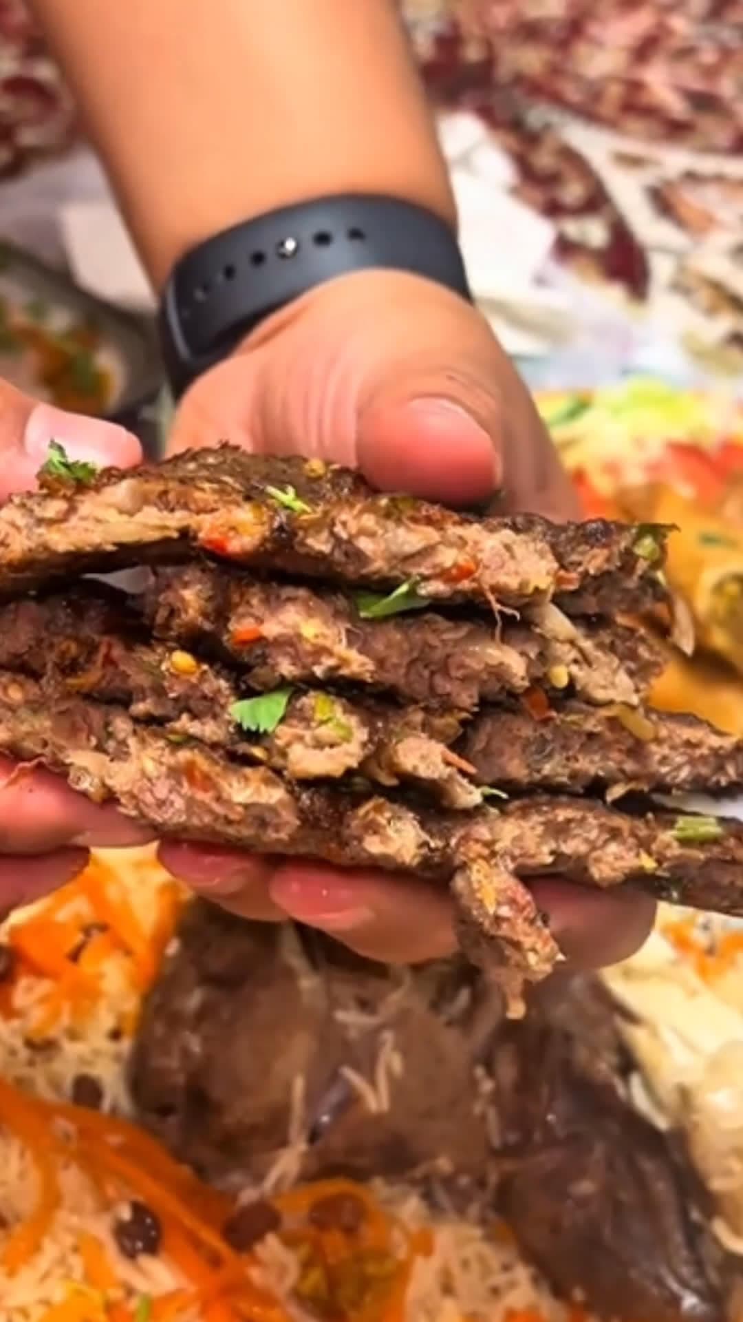 Video review of Kabul Korner by RosaReviews