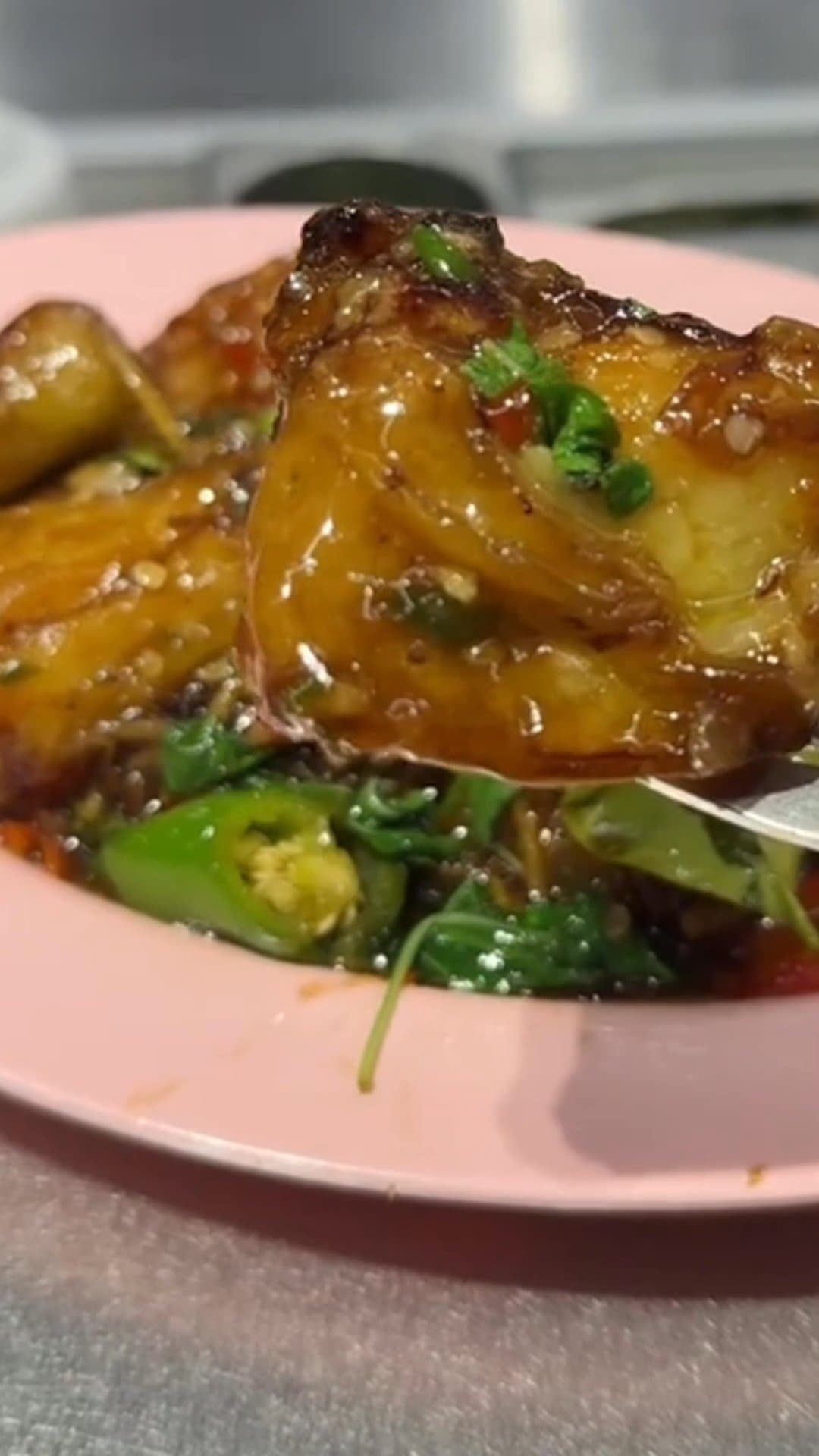 Video review of Singburi by PennysPantry