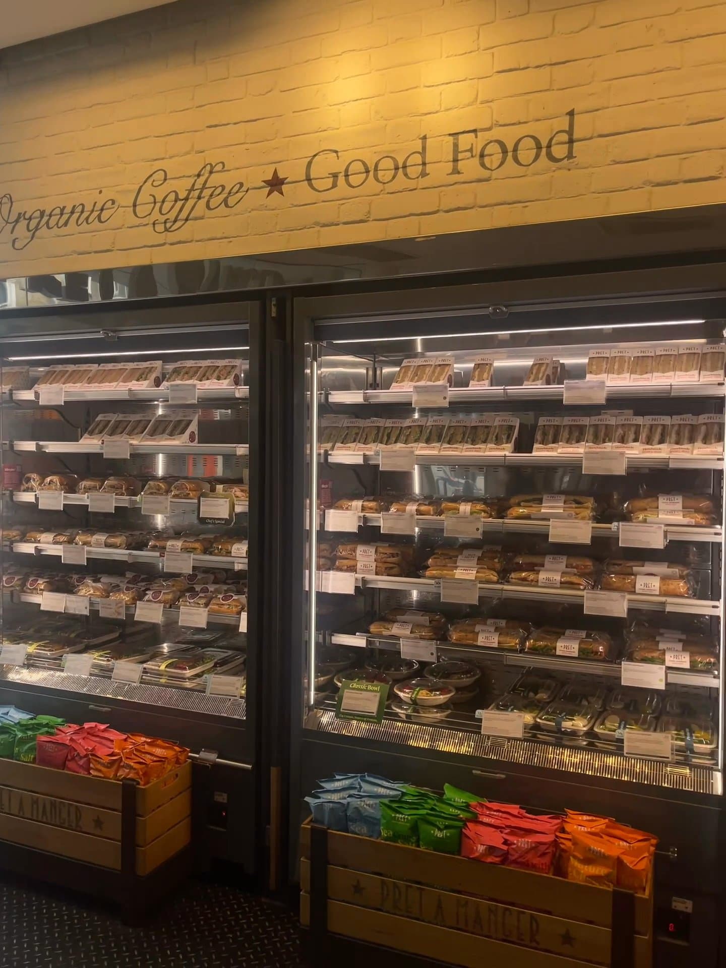 Video review of Pret A Manger by Adventurer in London