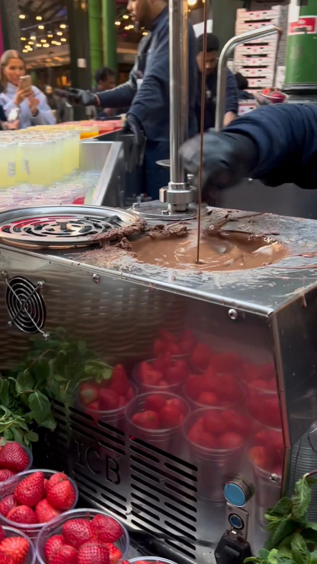 Video review of Borough Market by nargiz