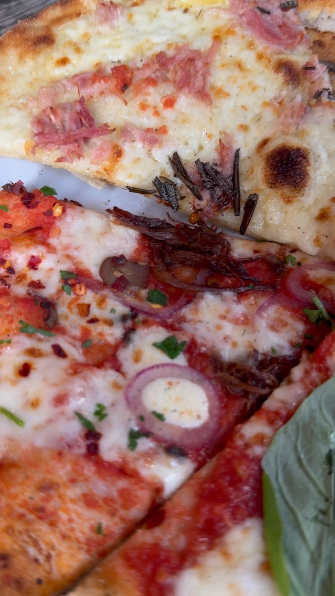 Video review of Gordon Ramsay Street Pizza - St Paul's by Elena