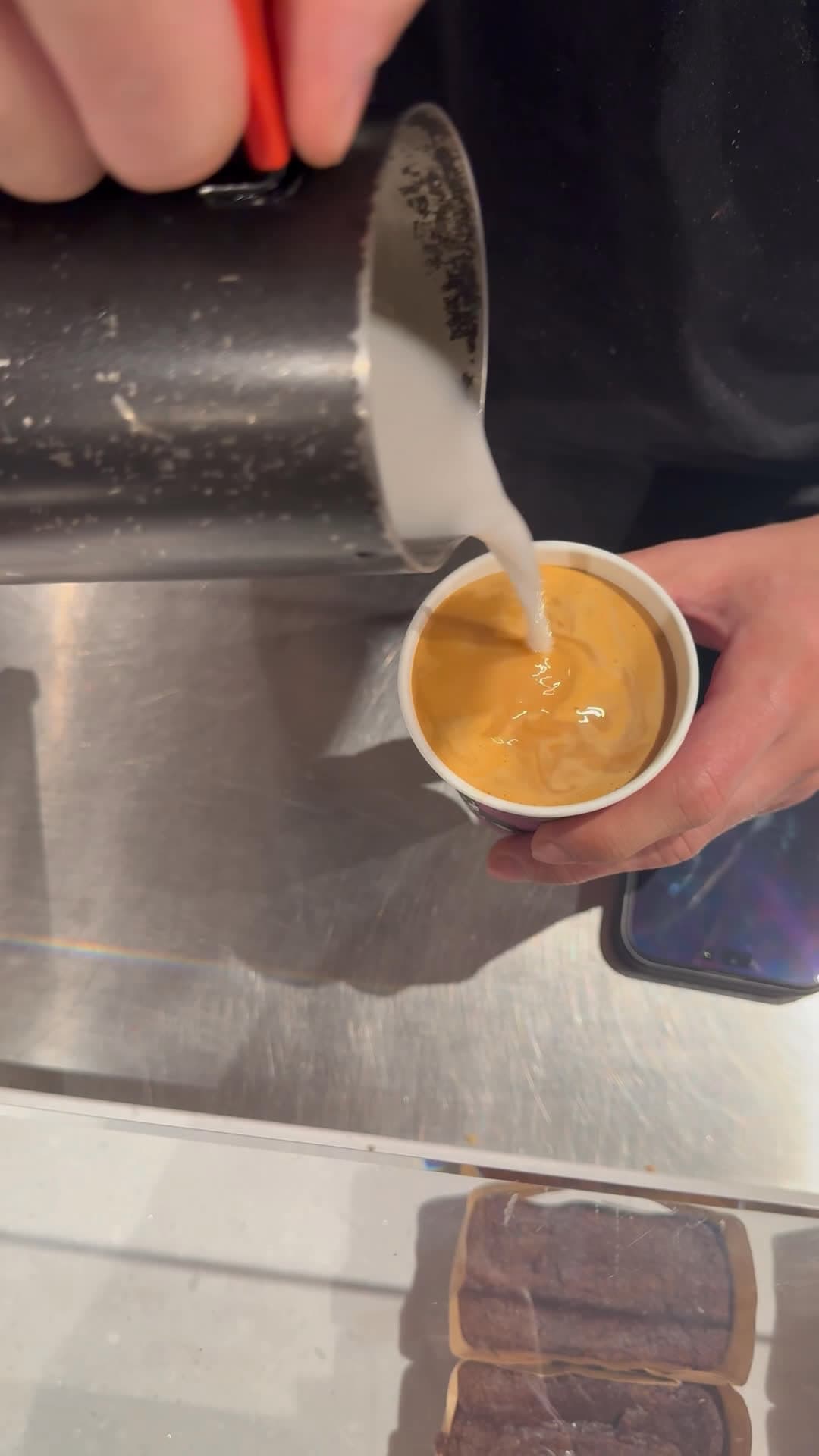 Video review of JOE & THE JUICE by Adventurer in London