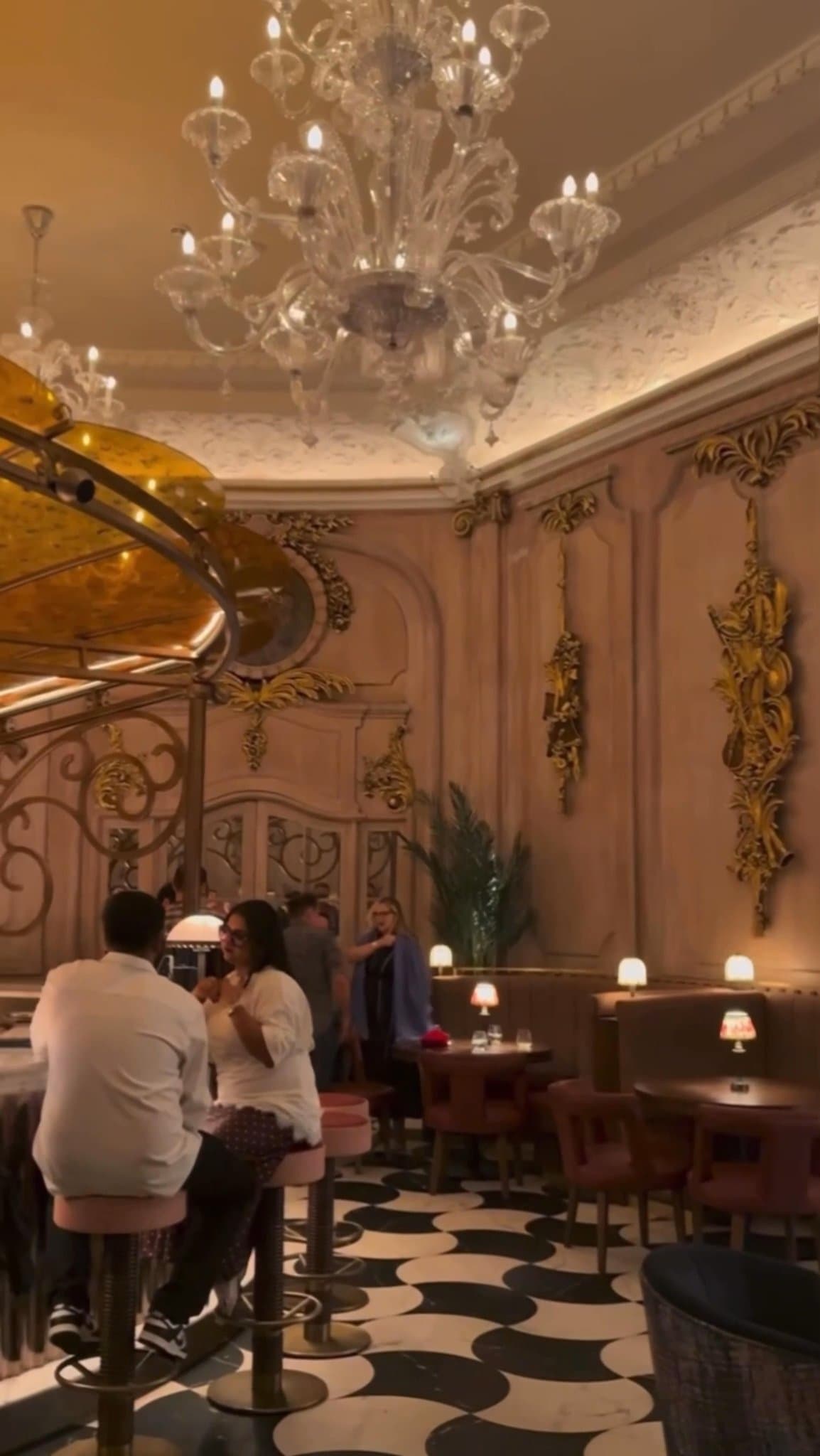Video review of Madhu's of Mayfair by NordicGirl