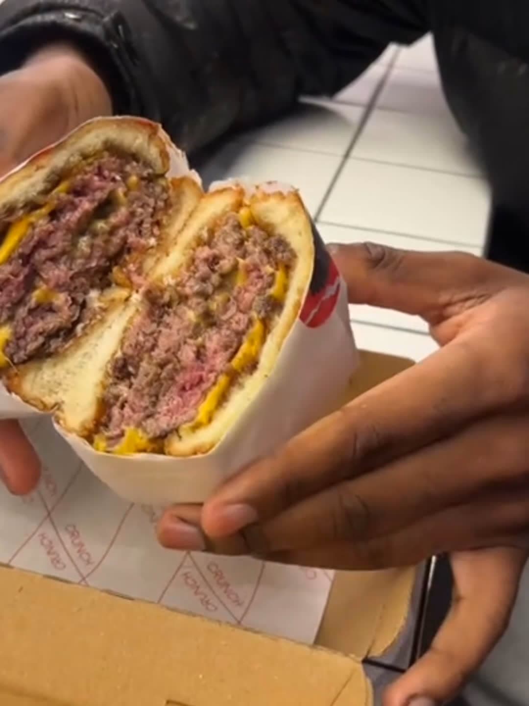 Video review of Crunch - sandwich[up]rising by JJ