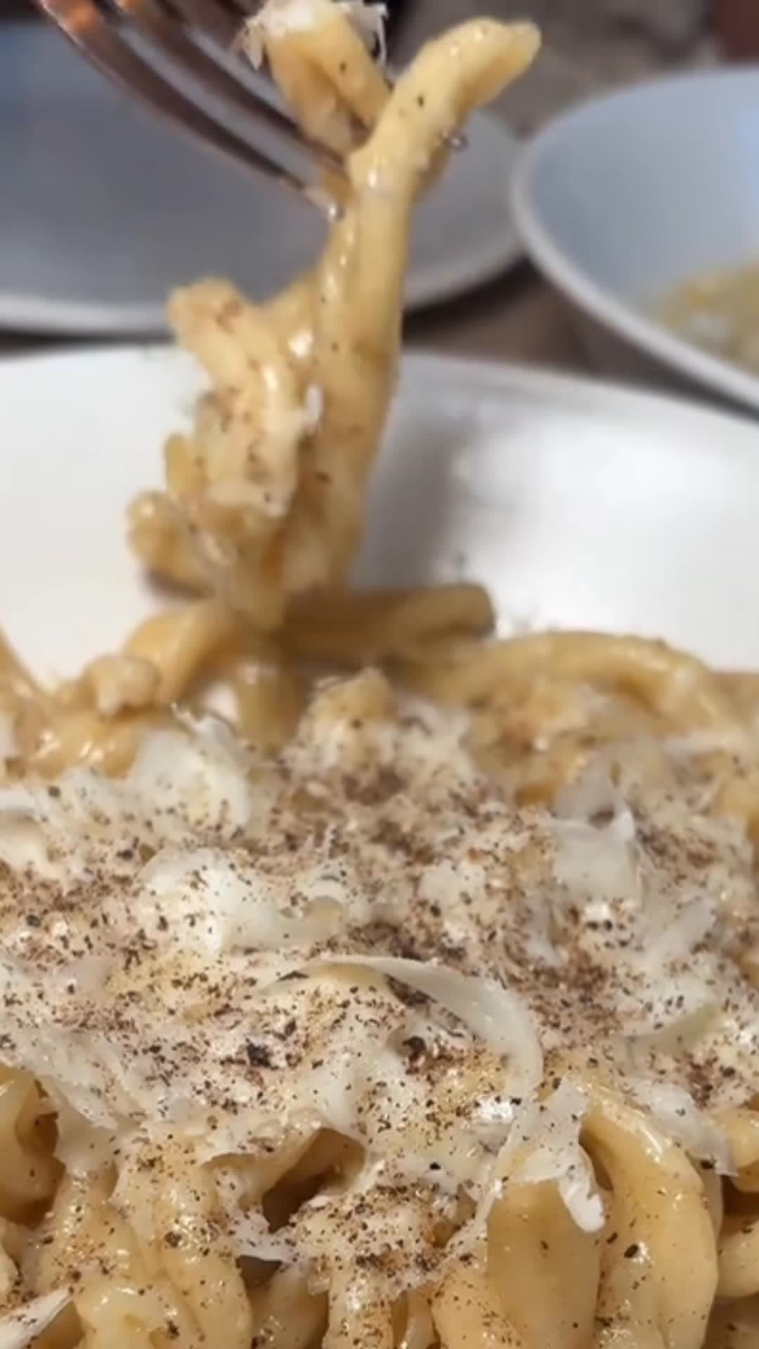 Video review of Emilia’s Crafted Pasta - Victoria by JJ