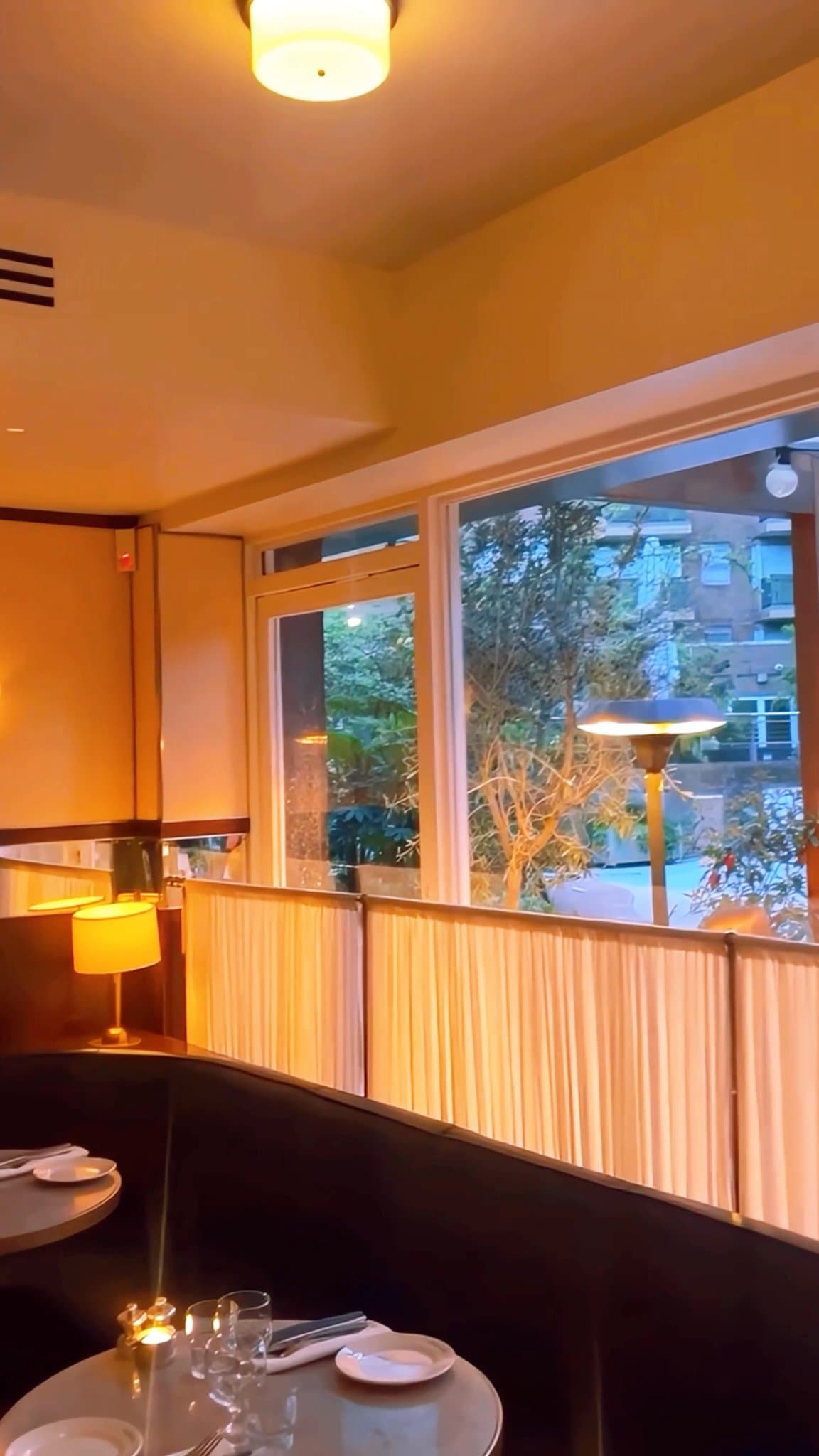 Video review of Le Café NAC by NordicGirl