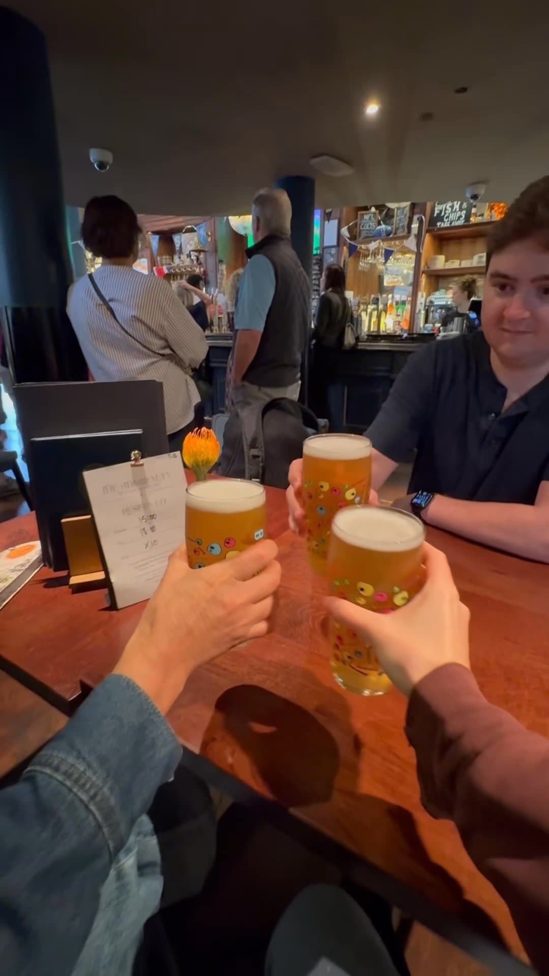 Video review of The Admiralty, Trafalgar Square by Elena
