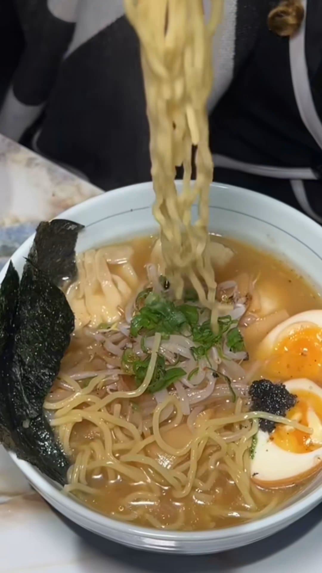 Video review of High Yaki by RosaReviews